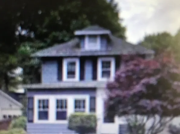 12 Regina Rd, Lynn, MA 01904