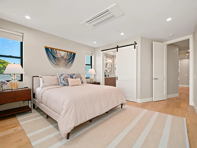 33903 Robles Dr — Photo 24