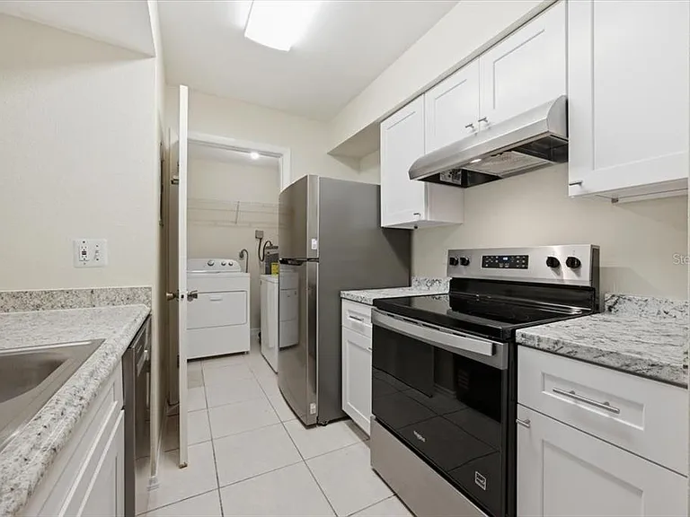3004 Parkway Blvd #106 — Photo 8