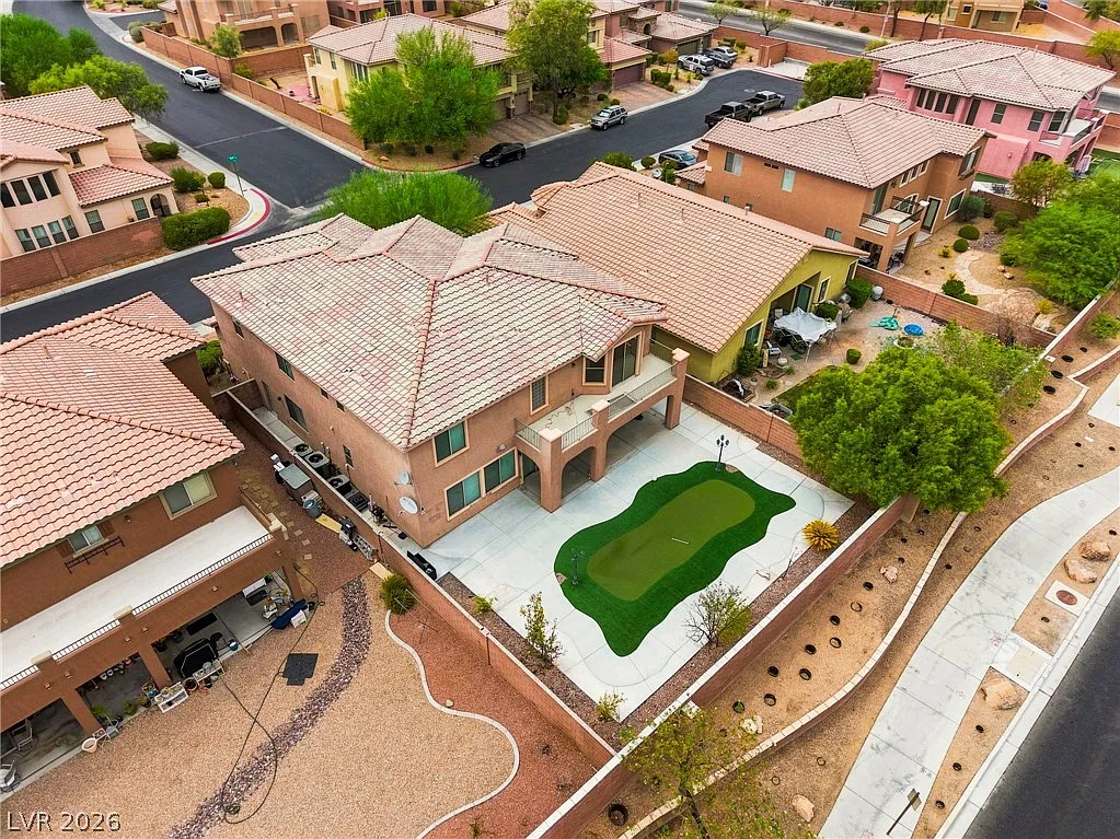 5 bed, 4.0 bath, 3987 sqft, $3,495 — Photo 4