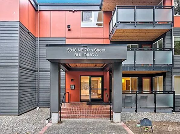 5818 NE 70th St APT A210