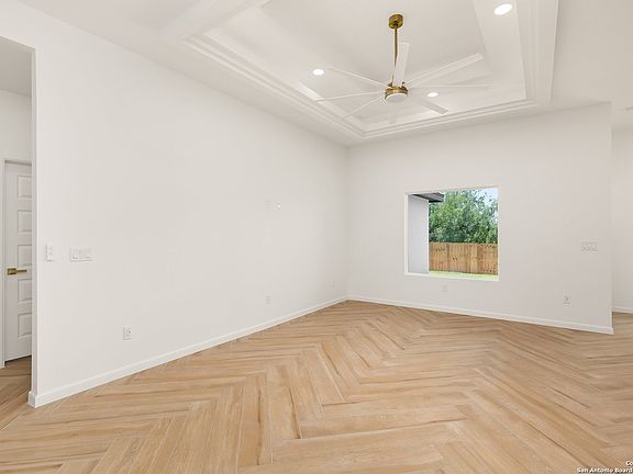 5th image of 2312 Revolution