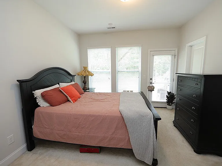 159 Manordale Dr — Photo 17
