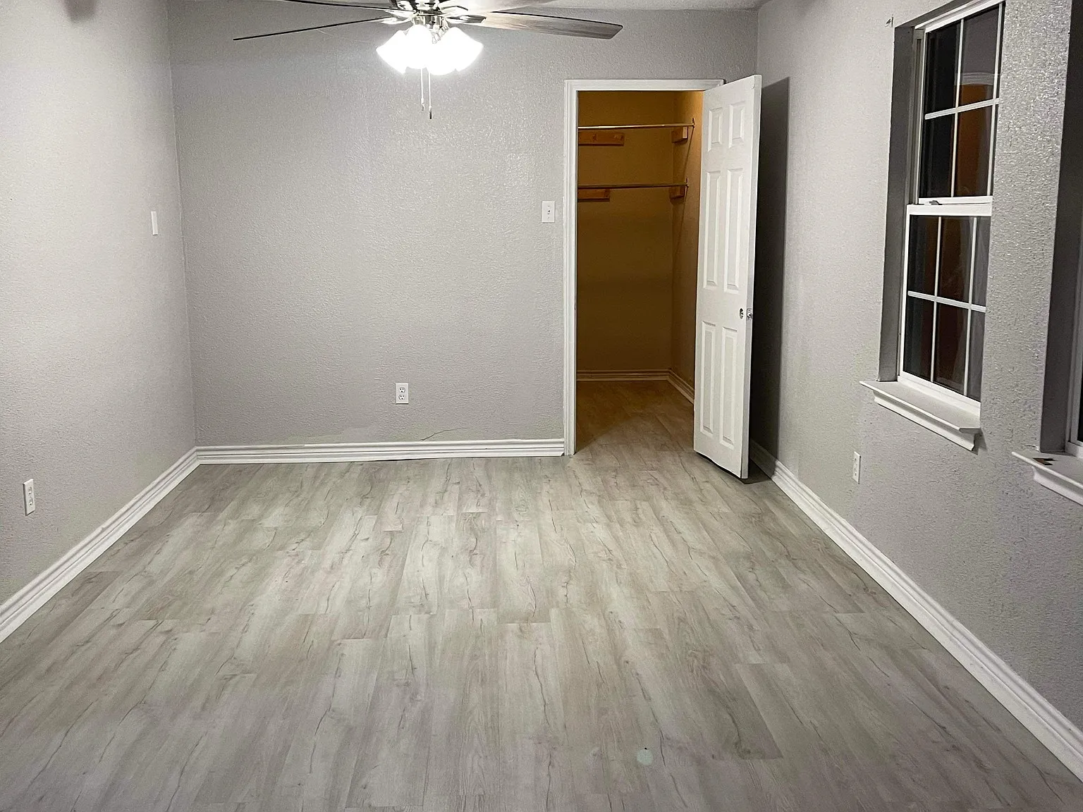 302 Kansas St, Sherman, TX 75090 - 1 — Photo 4