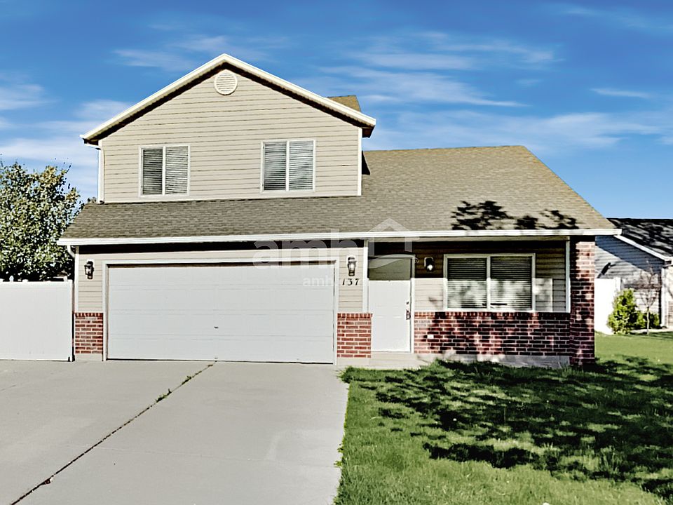 1st image of 137 N Lynne School Ln