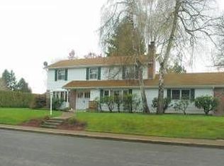 438 Carthage Ave, Eugene, OR 97404