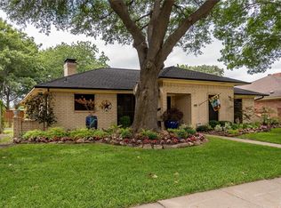 605 Kingsbridge Dr, Garland, TX