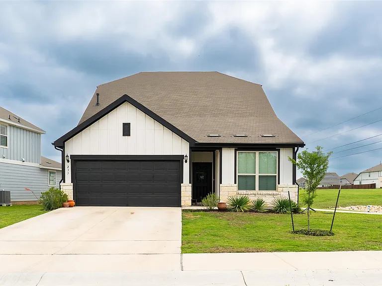 237 Sand Lily Ln — Photo 1