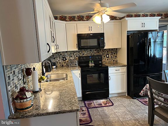 2nd image of 18503 Manassas Dr