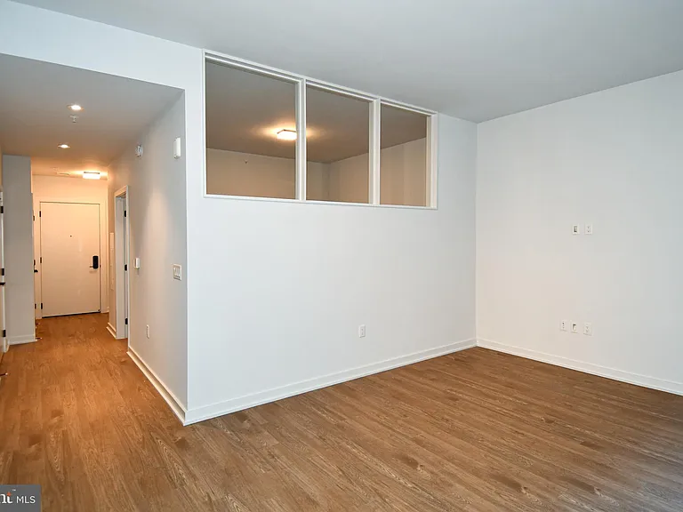 1625 Eckington Pl NE #610 — Photo 17