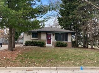 6373 N 101st St, Milwaukee, WI 53225