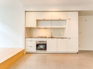 12 Water St #501, Vancouver, BC V6B 1A5