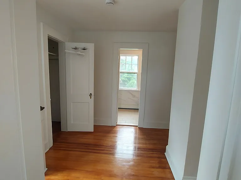 36 Rakoczy Ave — Photo 12