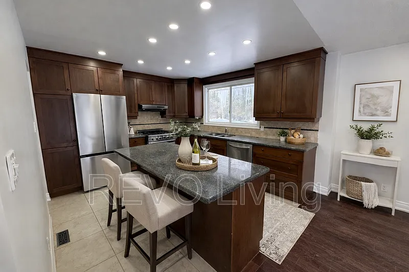 3 bed, 1.0 bath, $3,500 — Photo 3