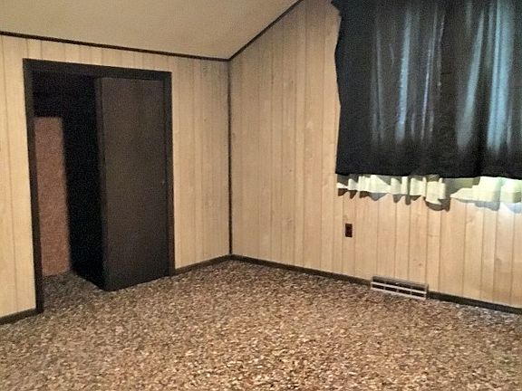 3rd image of 109 Rexford St