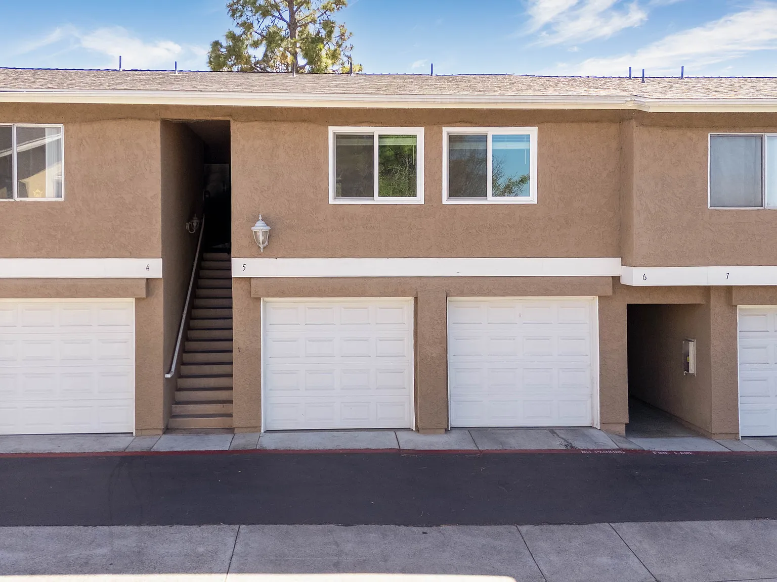 2 bed, 1152 sqft, $3,500 — Photo 1