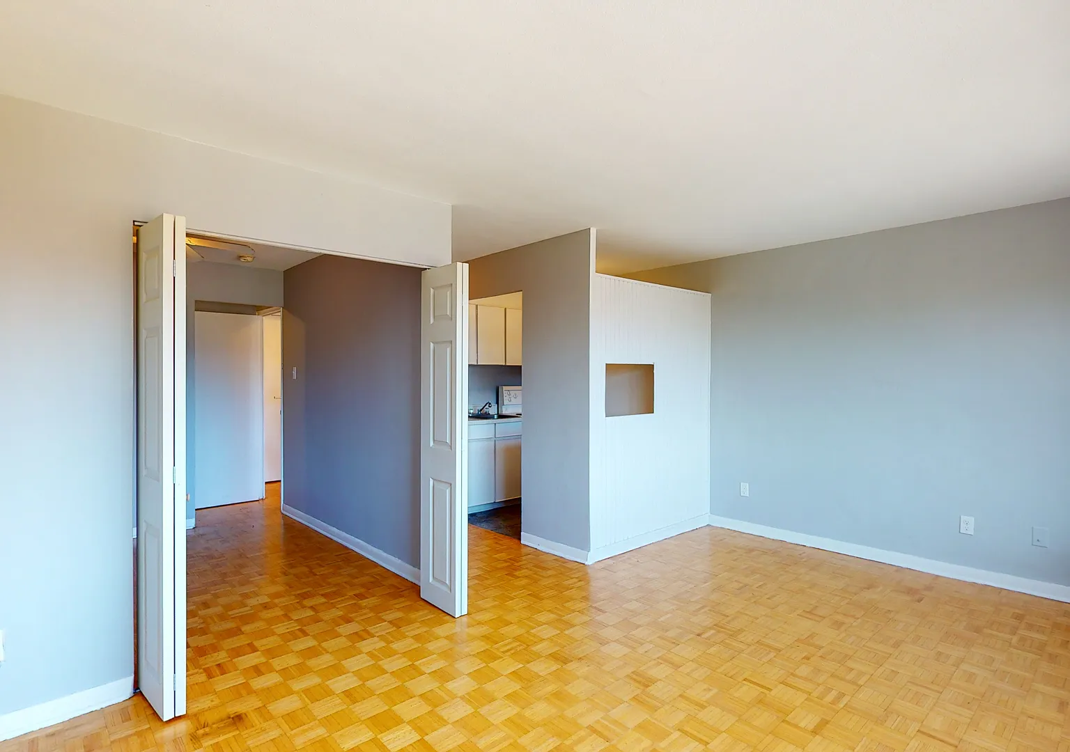 Enfield Apartments — Photo 3