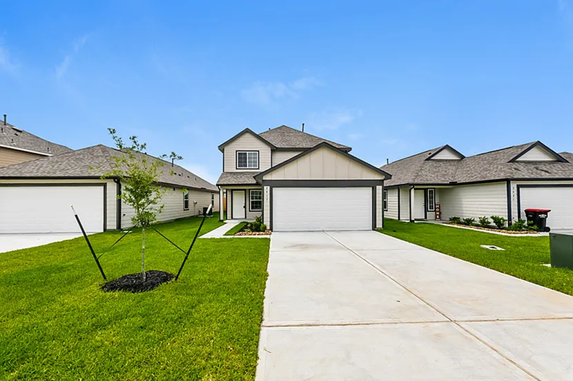 2417 Flathead Dr