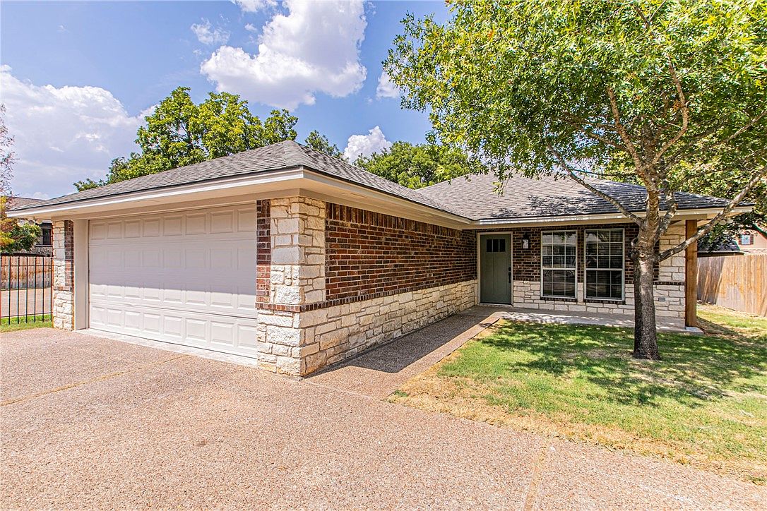 2416 S 2nd St, Waco, TX 76706 MLS 217735 Zillow