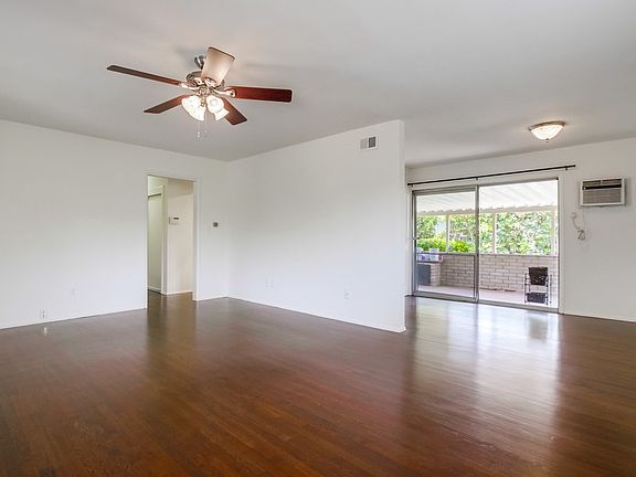 3rd image of 9490 Gregory St