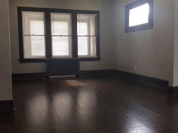 5th image of 2040 Lincoln Ave