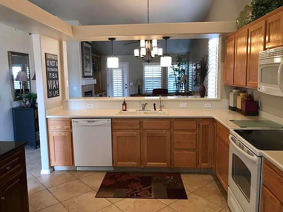 4th image of 4402 Ironwood Dr