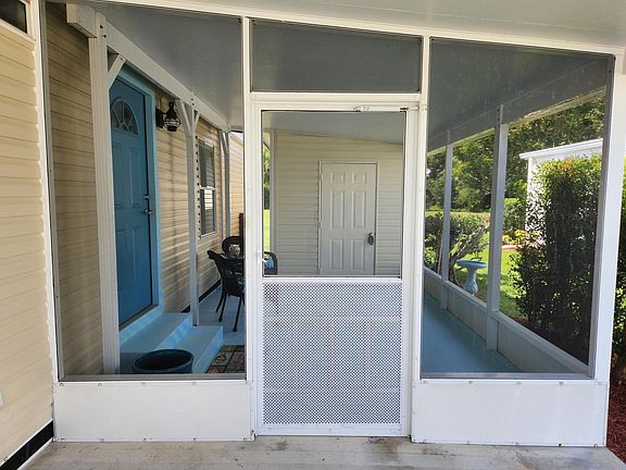 2nd image of 3327 Columbrina Circle