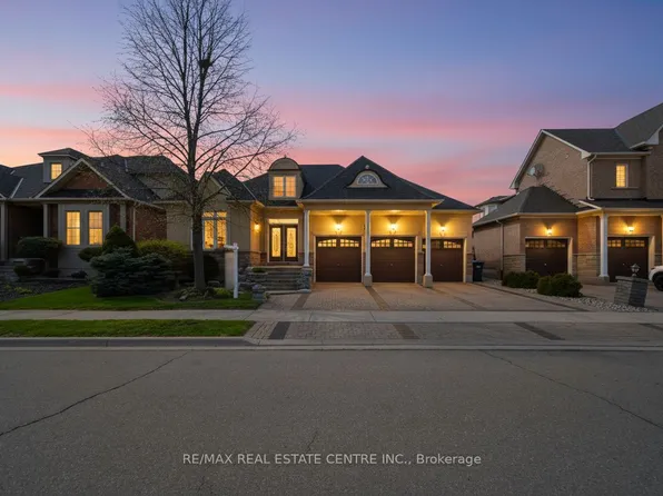 10 Eiffel Blvd, Brampton, ON L6P 1V9