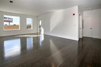 2nd image of 2 W 6th St #206