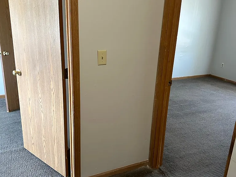 1510 Hawk Cir #A — Photo 11