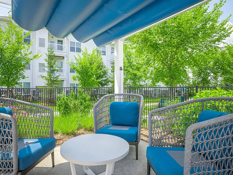 The Pointe at Dorset Crossing — Photo 3