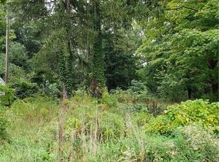 9091 Chillicothe Rd, Kirtland, OH 44094