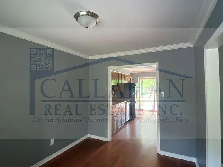 2811 Fox Glenn St — Photo 6