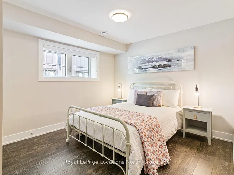 158 Courtland St — Photo 15