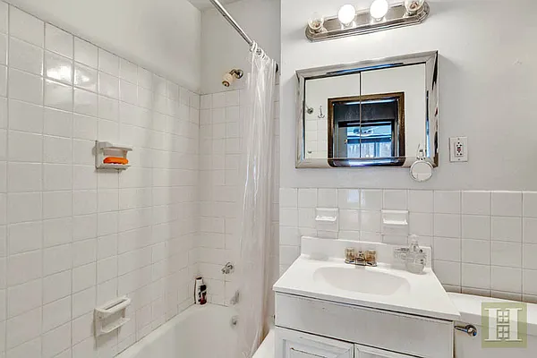 Rented by Halstead Real Estate | media 8