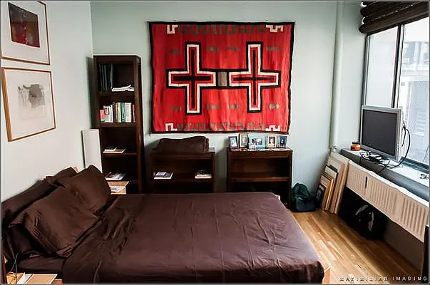 Sold by Bank Neary | media 8