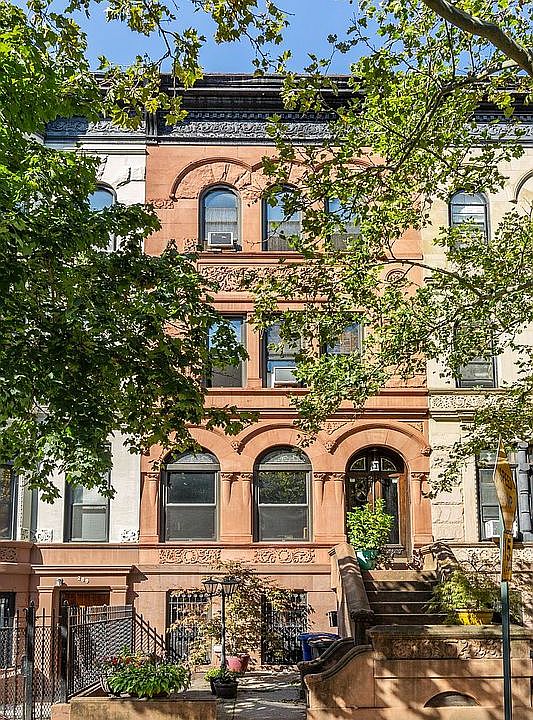 1st image of 291 Sterling Pl #1