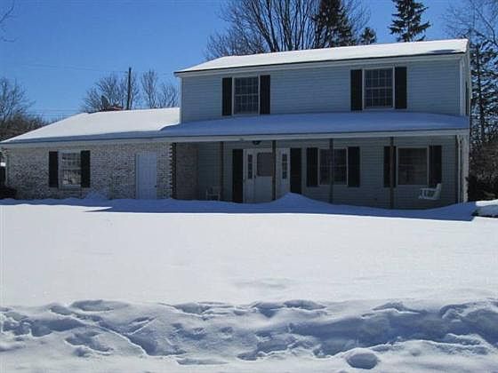 1st image of 1 Alton Ct