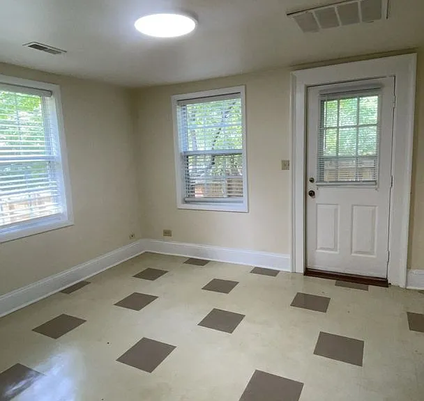 1305 Cherry Ave #1305 — Photo 9