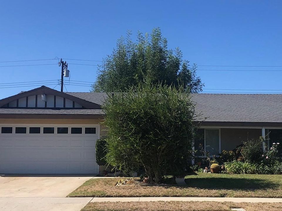 1st image of 1591 Loma Dr