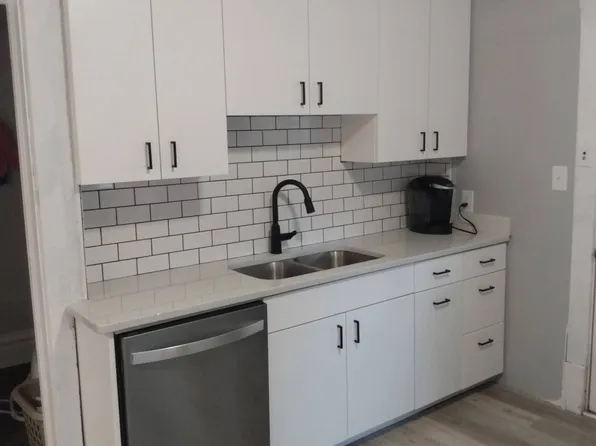 431 Central Ave #1, Holland, MI 49423