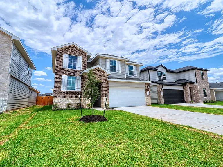 4247 Westbrook Park Ln — Photo 2