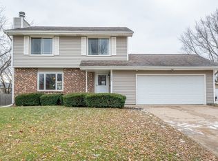 2206 4th St SW, Altoona, IA 50009