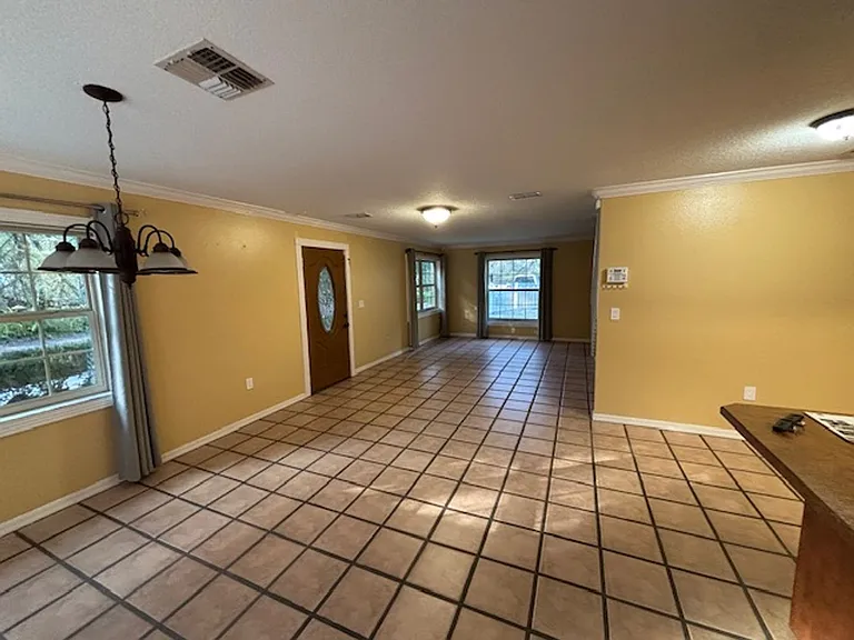 18816 Cimbora Dr — Photo 3