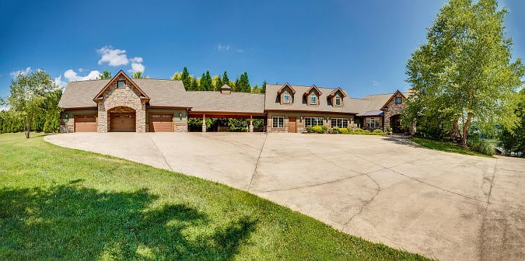 1st image of 182 Lake Meadow Dr #&-184