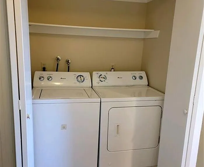 705 Rock Springs Dr #202 — Photo 16