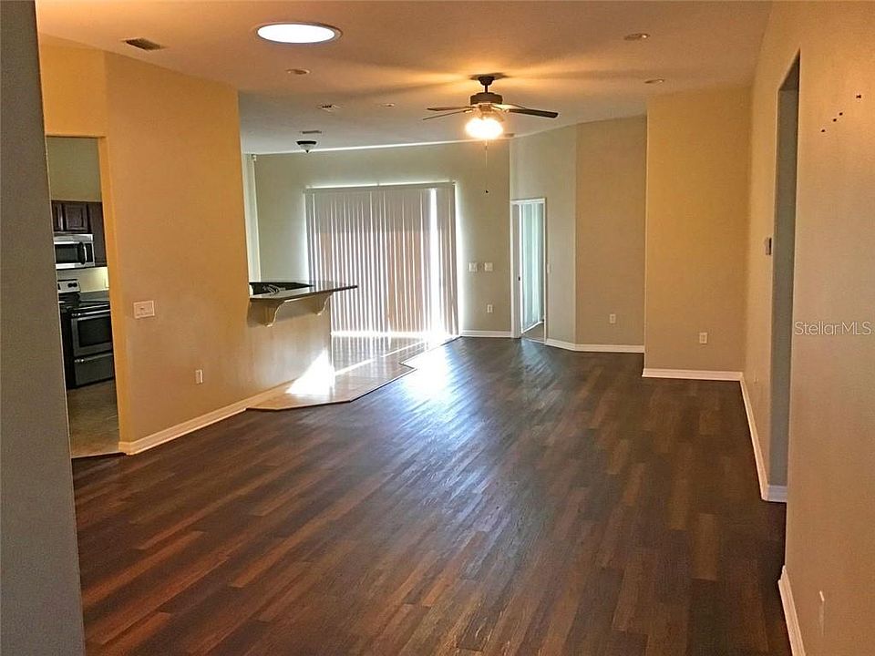 2nd image of 903 Hailey St