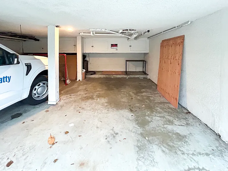 222 Washington Ave #17 — Photo 36