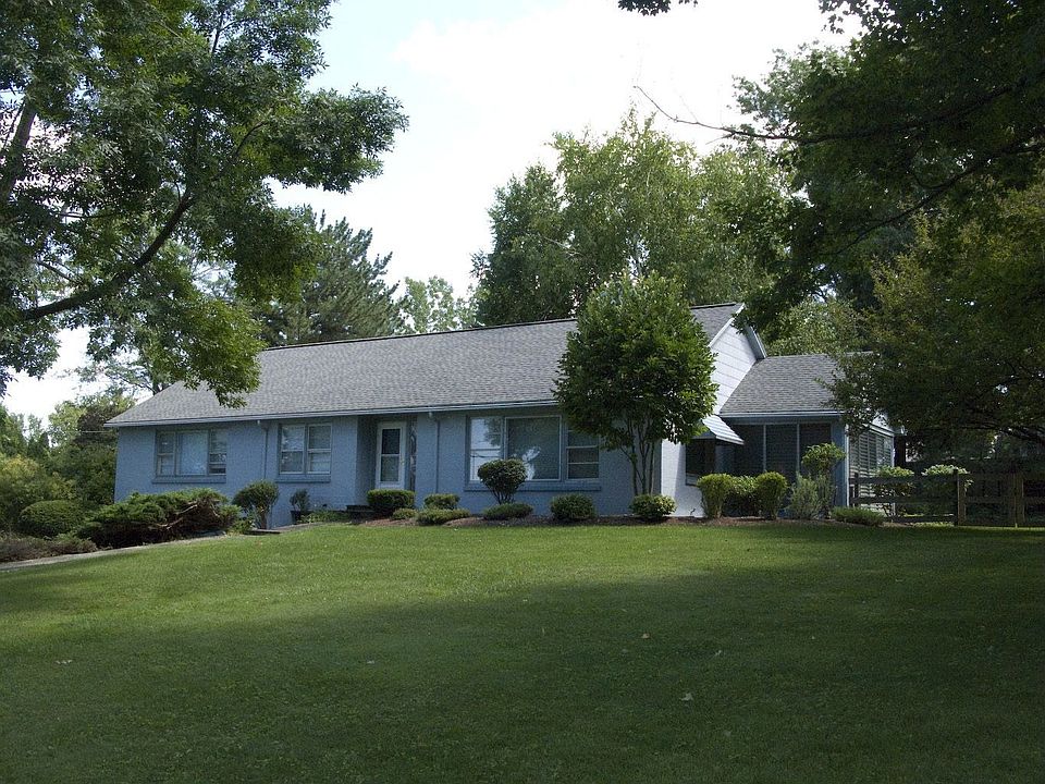 side front with sun room