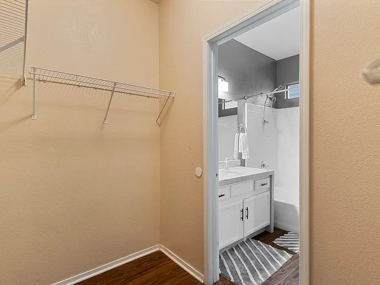 1217 Cove Palisades Dr — Photo 18